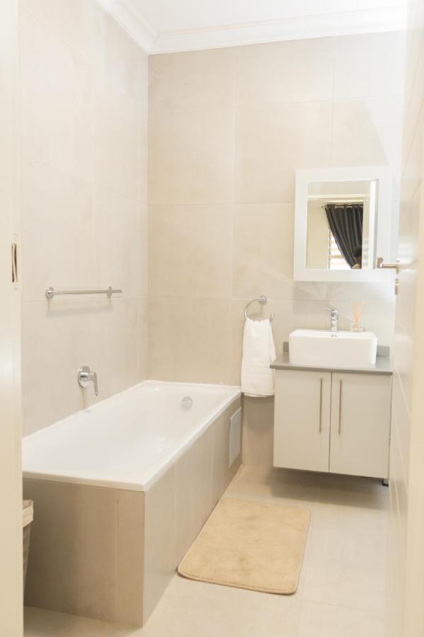 Fumo House Lifestyle Apartments Midrand Eksteriør bilde
